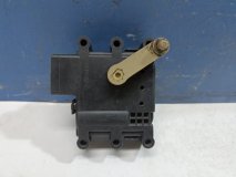 Моторчик заслонки печки Mazda Mazda 6