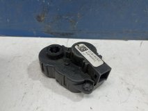 Моторчик заслонки печки Renault Sandero 2 с 2014-