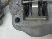 Суппорта тормозные задняя Toyota Celsior UCF30 4.3 3UZ-FE