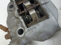 Суппорта тормозные задняя Toyota Celsior UCF30 4.3 3UZ-FE