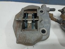 Суппорта тормозные задняя Toyota Celsior UCF30 4.3 3UZ-FE