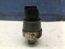 Датчик уровня масла в двигателе Toyota Passo M700A 2016 1.0 1KR-FE Датчик уровня масла в двигателе Toyota Passo M700A 2016 1.0 1KR-FE