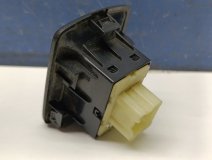 Кнопка стеклоподъемника Renault Sandero 2 с 2014-