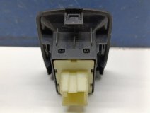 Кнопка стеклоподъемника правая передняя Renault Logan 2 с 2014-