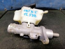 Цилиндр главный тормозной с бачком Skoda Octavia A5 1Z 2004-2013