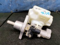 Цилиндр главный тормозной с бачком Skoda Octavia A5 1Z 2011 1.4 CAXA