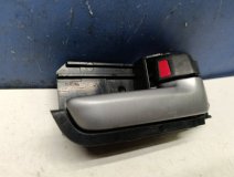 Ручка двери внутренняя правая задняя Suzuki SX4 2010 1.6 M16A Ручка двери внутренняя правая задняя Suzuki SX4 2010 1.6 M16A