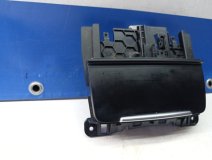 Пепельница с прикуривателем Audi Q5 8R 2012 3.0 CTVA Пепельница с прикуривателем Audi Q5 8R 2012 3.0 CTVA