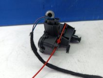 Активатор лючка бензобака Audi Q5 8R 2012 3.0 CTVA Активатор лючка бензобака Audi Q5 8R 2012 3.0 CTVA