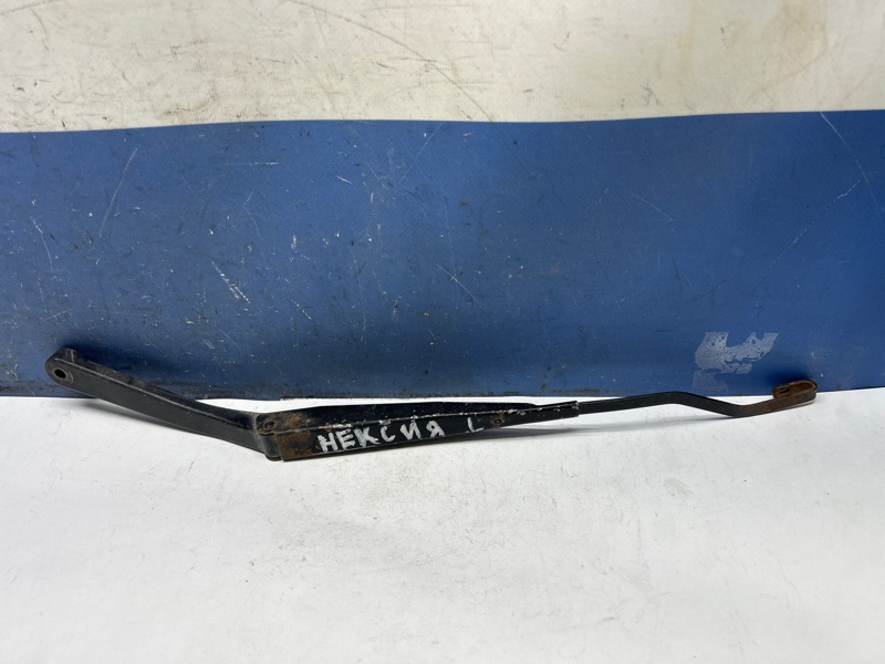 Поводок дворника левая Daewoo Nexia б\у