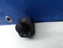 Кнопка корректора зеркал Audi Q7 2008