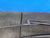 Поводок дворника передний Toyota Celsior UCF31 2005 4.3 3UZ-FE