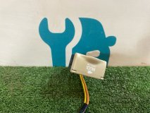 Розетка Toyota Grand Hiace VCH16W 2002 5VZFE Розетка Toyota Grand Hiace VCH16W 2002 5VZFE