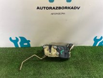 Замок двери левый передний Toyota Grand Hiace VCH16W 2002 5VZFE