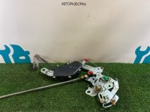 Замок боковой двери правый задний Toyota Grand Hiace VCH16W 2002 5VZFE