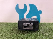 Блок управления дверьми Toyota Grand Hiace VCH16W 2002 5VZFE