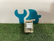 Кнопка управления шторой Toyota Grand Hiace VCH16W 2002 5VZFE