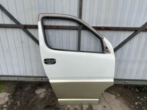 Дверь боковая правая передняя Toyota Grand Hiace VCH16W 2002 5VZFE Дверь боковая правая передняя Toyota Grand Hiace VCH16W 2002 5VZFE
