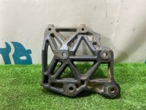 Кронштейн компрессора кондиционера Nissan Liberty PM12 2001 SR20DE