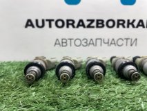 Форсунка топливная Toyota Grand Hiace VCH16W 2002 5VZFE