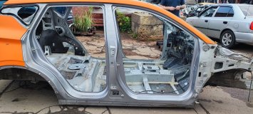 Порог с центральной стойкой правый Geely Coolray SX11 2023