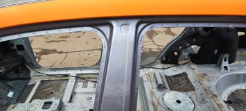 Порог с центральной стойкой левый Geely Coolray SX11 2023