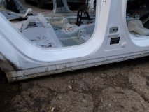 Порог с центральной стойкой правый Geely Coolray SX11 2023 JLH-3G15TD