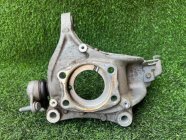 Кулак правый передний Volkswagen Passat B6 Япония 2.0 BVY