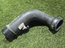 Патрубок интеркулера правый Exeed RX T22 2024 AGRG00525