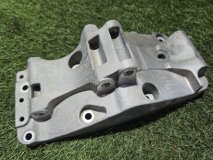 Кронштейн генератора BMW 5 F10/F11 2015 B47D20A
