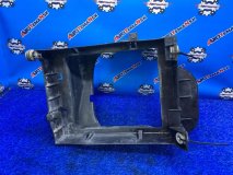 Рамка радиатора (пластик) правая BMW X6 E71 2012 N63B44