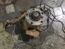 Поворотный кулак левый Mercedes G W463 1998 5L