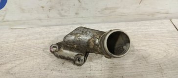 Фланец системы охлаждения Nissan Serena C24 1997 SR20DE