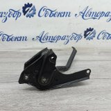 Кронштейн подушки КПП Nissan Pulsar FN14 1991 GA15