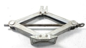 Домкрат поддомкратник TOYOTA SUCCEED NCP51