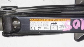 Домкрат поддомкратник TOYOTA PROBOX DBE-NSP160V 1NRFE