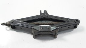 Домкрат поддомкратник TOYOTA PRIUS NHW20