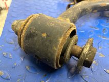 Рычаг передней подвески Lexus LX470 UZJ100 2002 2UZ-FE