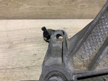 Кронштейн мкпп Renault Grand Scenic 2 2005 1.6 K4M