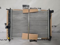 Радиатор охлаждения двигателя Chevrolet Lanos