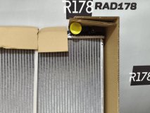 Радиатор охлаждения двигателя Toyota Camry XV20