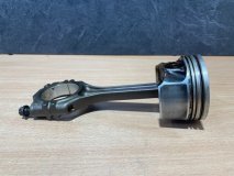 Поршень с шатуном Volkswagen Golf 6 2011 1.4 CAXA