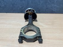 Поршень с шатуном Volkswagen Golf 6 2011 1.4 CAXA