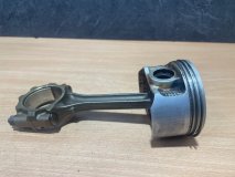 Поршень с шатуном Mitsubishi Galant 2003 2.4 4G64 Поршень с шатуном Mitsubishi Galant 2003 2.4 4G64