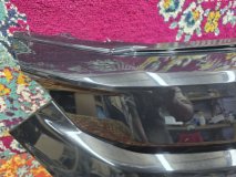 Решетка радиатора передняя Honda Vezel RU1