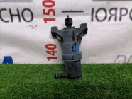 Форсунка омывателя фар правая передняя BMW 7-SERIES 2001-2008 E65 N62B40A Форсунка омывателя фар правая передняя BMW 7-SERIES 2001-2008 E65 N62B40A