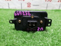 Реостат печки TOYOTA LAND CRUISER UZJ100W 1998-2002 2UZ-FE Реостат печки TOYOTA LAND CRUISER UZJ100W 1998-2002 2UZ-FE