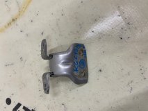 Петля двери левая задняя Toyota passo KGC10 2006 1KR-FE