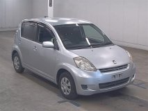Петли двери правые задние Toyota passo KGC10 2007 1KR-FE