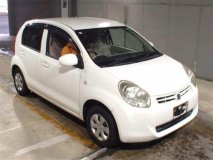 Петли двери левые задние Toyota passo KGC30 2011 1KR-FE